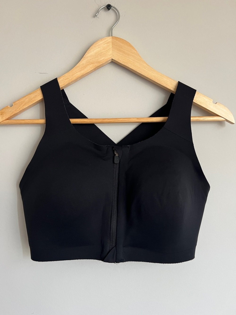 Lululemon Black Front-Zip Sports Bra Size 34DD